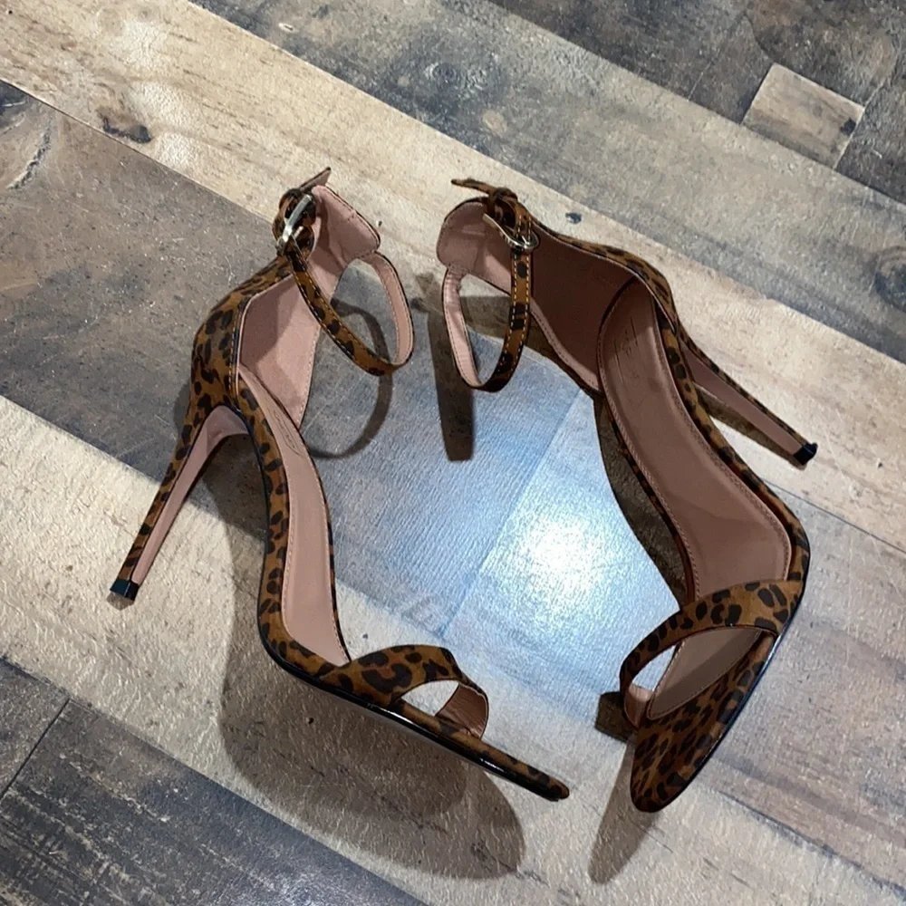 Topshop leopard heels Susie shoes size 10 4” heels adjustable‎ strap
